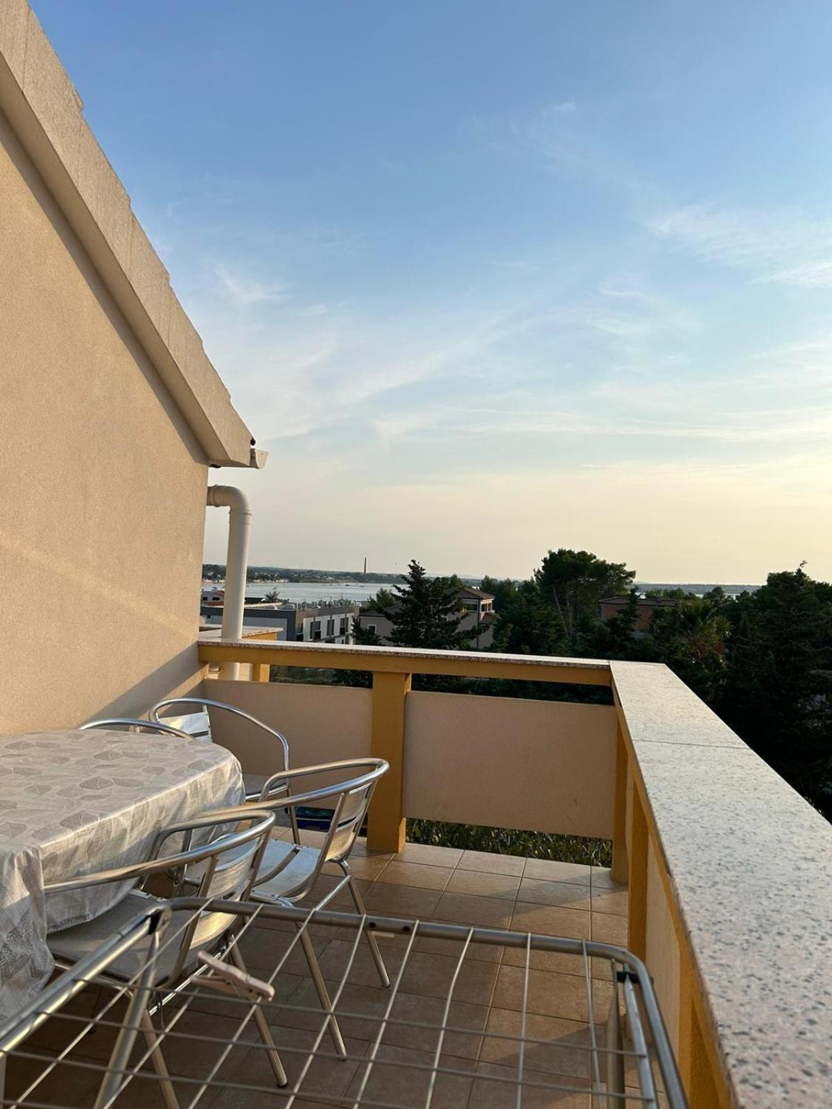 Apartments With A Parking Space Vrsi - Mulo, Zadar - 3276 Exterior foto